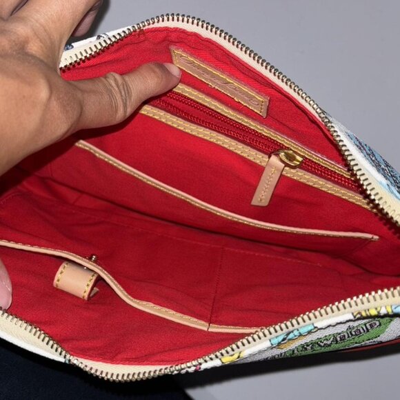 BRAND NEW Dooney Bourke Americana Shoulder Bag - Picture 4 of 6